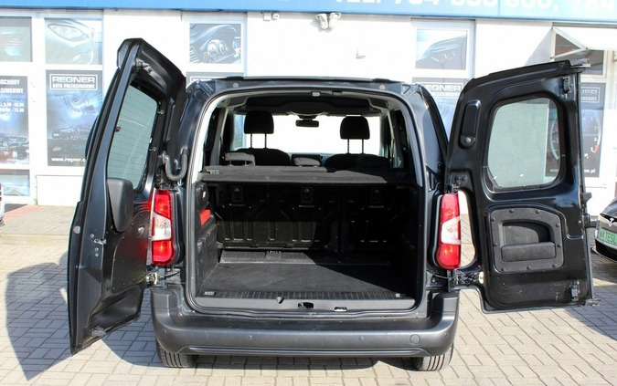 Toyota Proace City Verso cena 65900 przebieg: 116000, rok produkcji 2020 z Jasło małe 326